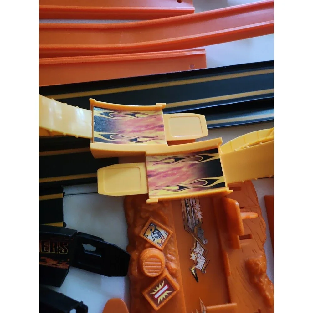 Hot Wheels may plus